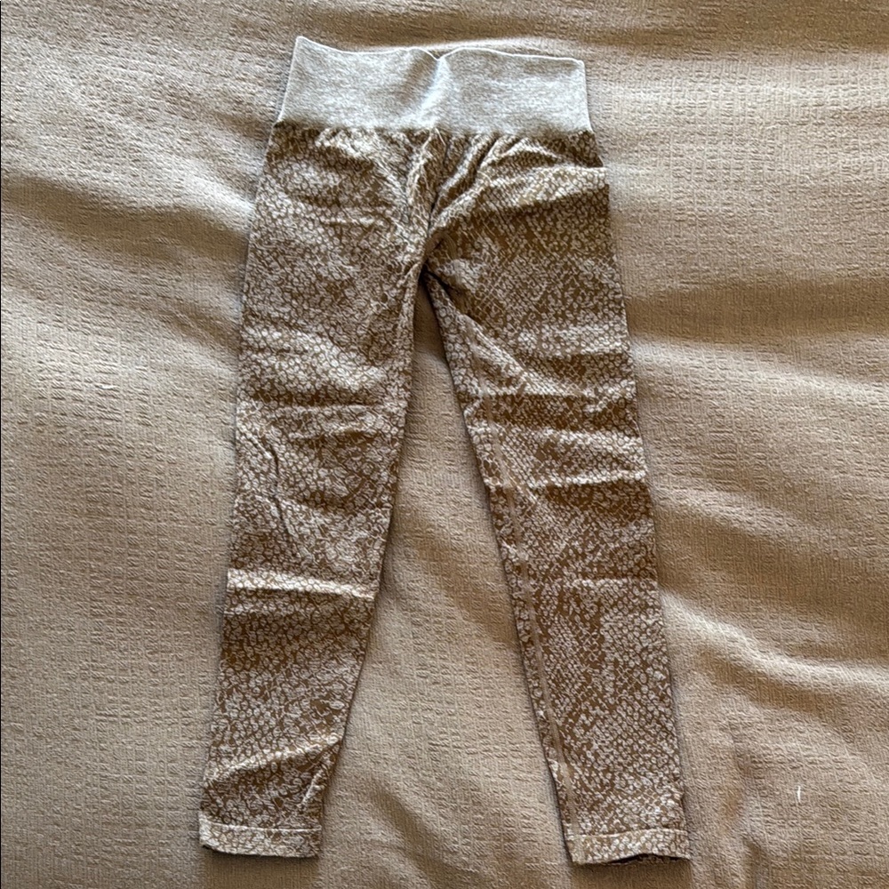 Beige Marbled Leggings